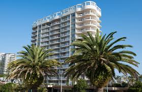 BeachComber International Resort – Coolangatta